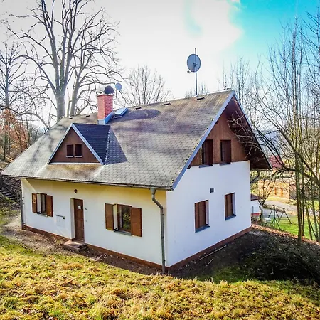 Escape In Javornik, Cleaning Included