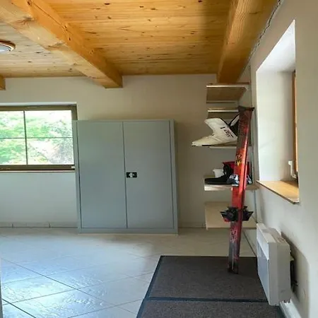 Escape In Javornik, Cleaning Included בית נופש