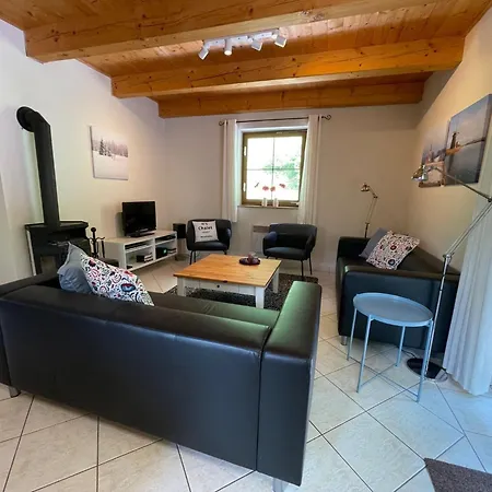 Escape In Javornik, Cleaning Included Rudník